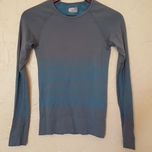 Athleta long sleeve top